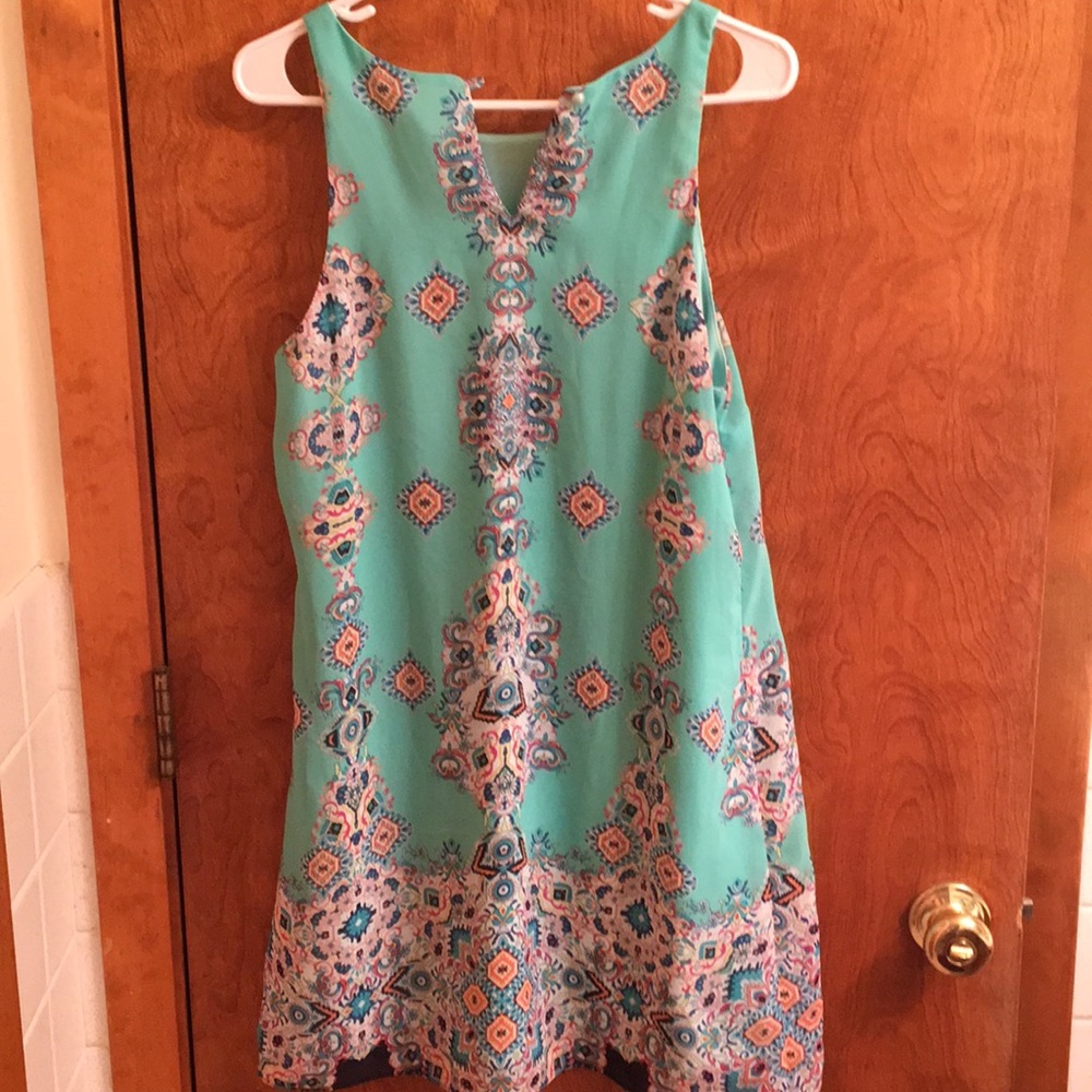 Dress - Picture 3 of 6